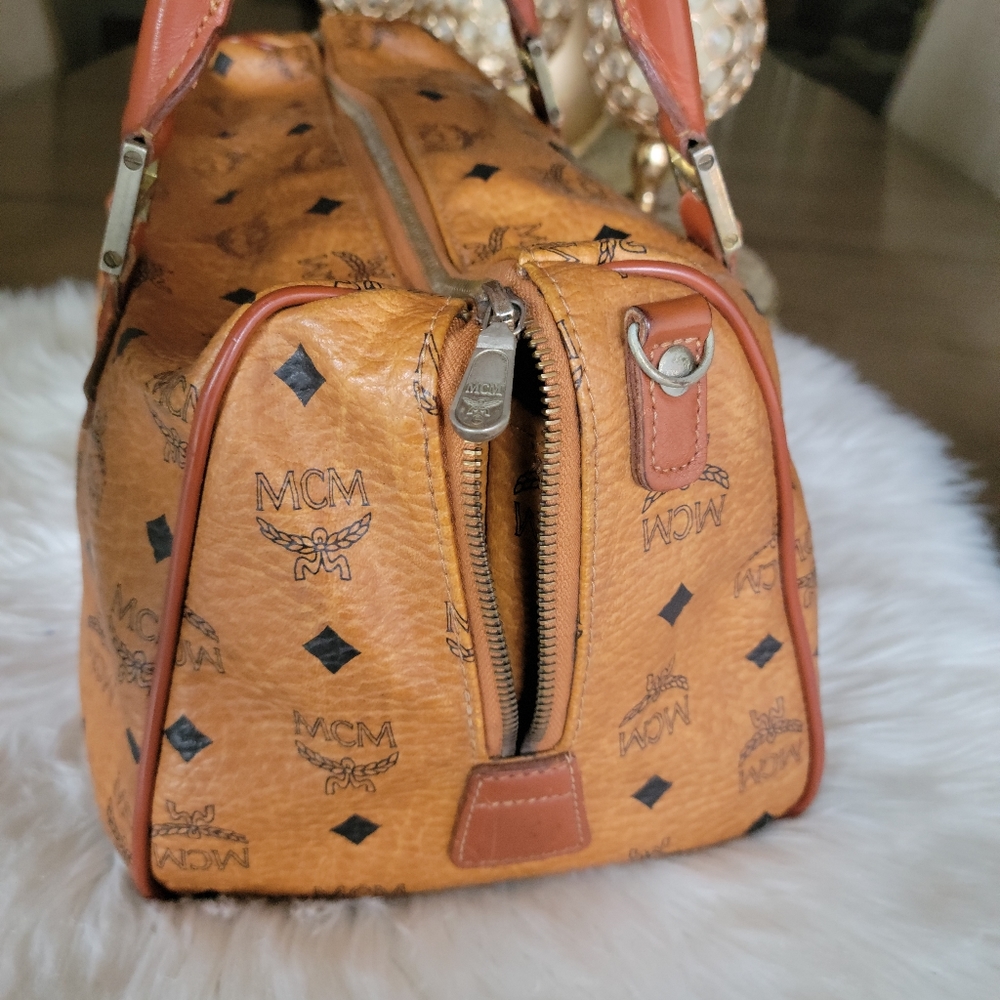 100% Authentic vintage MCM congnac Boston bag - Picture 13 of 15